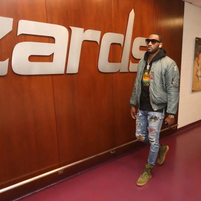 再换一个角度看看浩克的任意球！（换个视角再看浩克的任意球！）