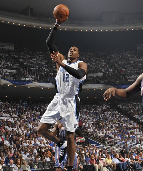 记者：罗马评估迪巴拉续约，任何报价都会远低于现有800万年薪（记者：罗马正评估与迪巴拉续约，报价或显著低于其现有800万年薪）