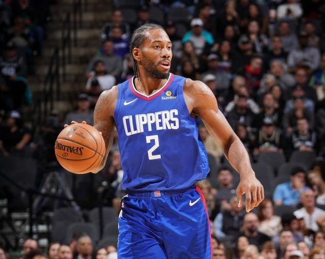 西媒：苏契奇一只脚已踏出皇社大门，球队愿意直接出售他（西媒：苏契奇已接近离队，皇社倾向直接出售他）