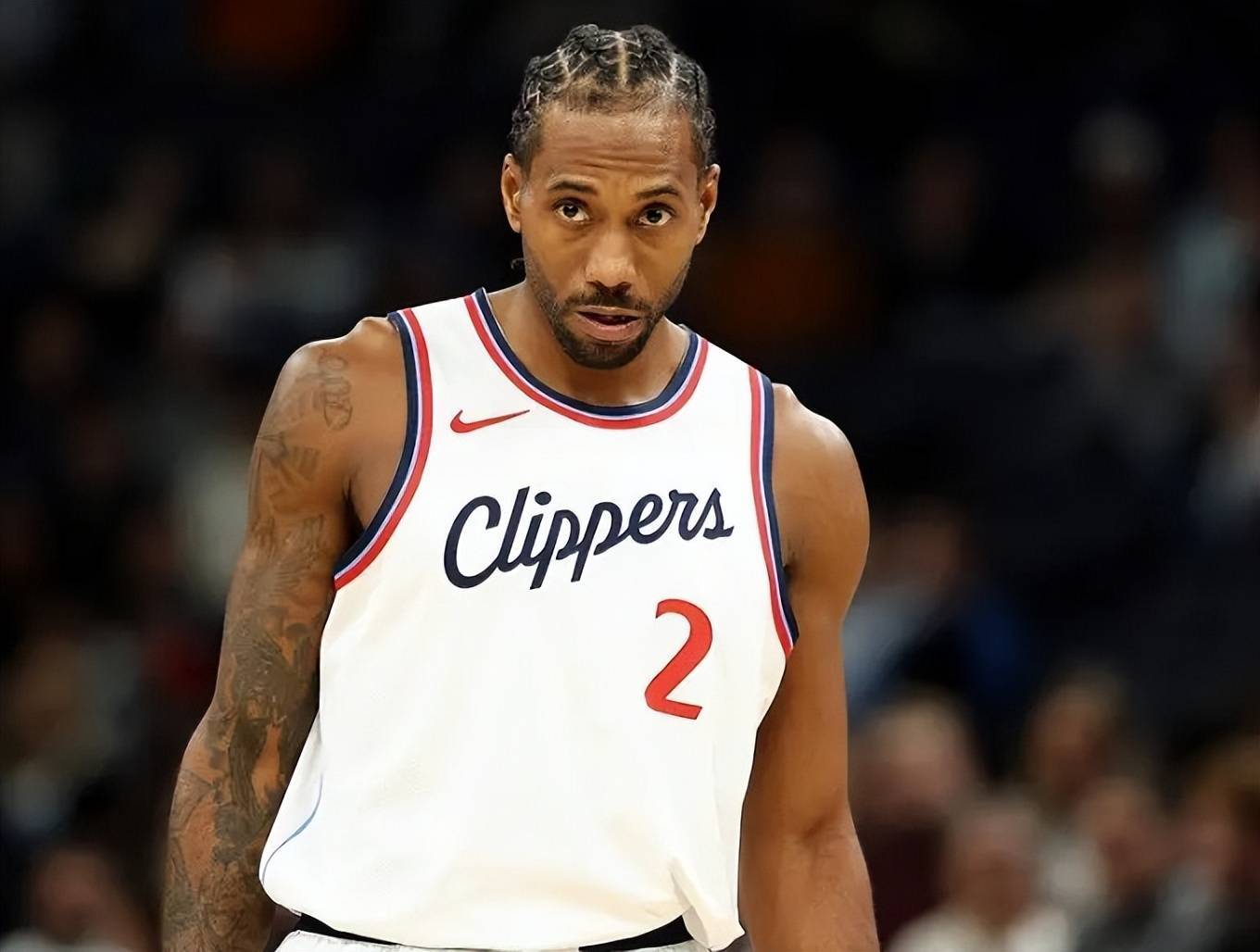 雄鹿大胜彰显强队底蕴（雄鹿强势取胜展现豪门底蕴）